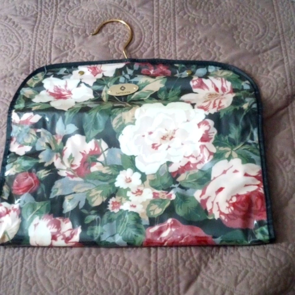Samsonite Floral Garment Bag in Green, White, Red